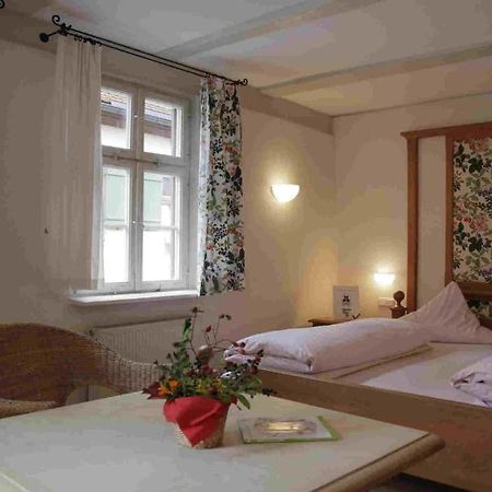 Hotel Weisses Ross Dinkelsbühl Dış mekan fotoğraf