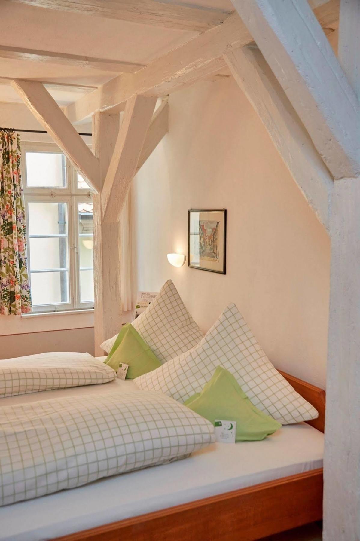 Hotel Weisses Ross Dinkelsbühl Dış mekan fotoğraf